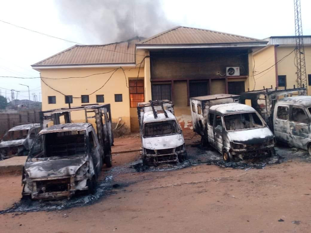 Gunmen Attack Idemili  North Local Government Secretariat and Magistrate Court, Set Buildings on Fire(photos/video)