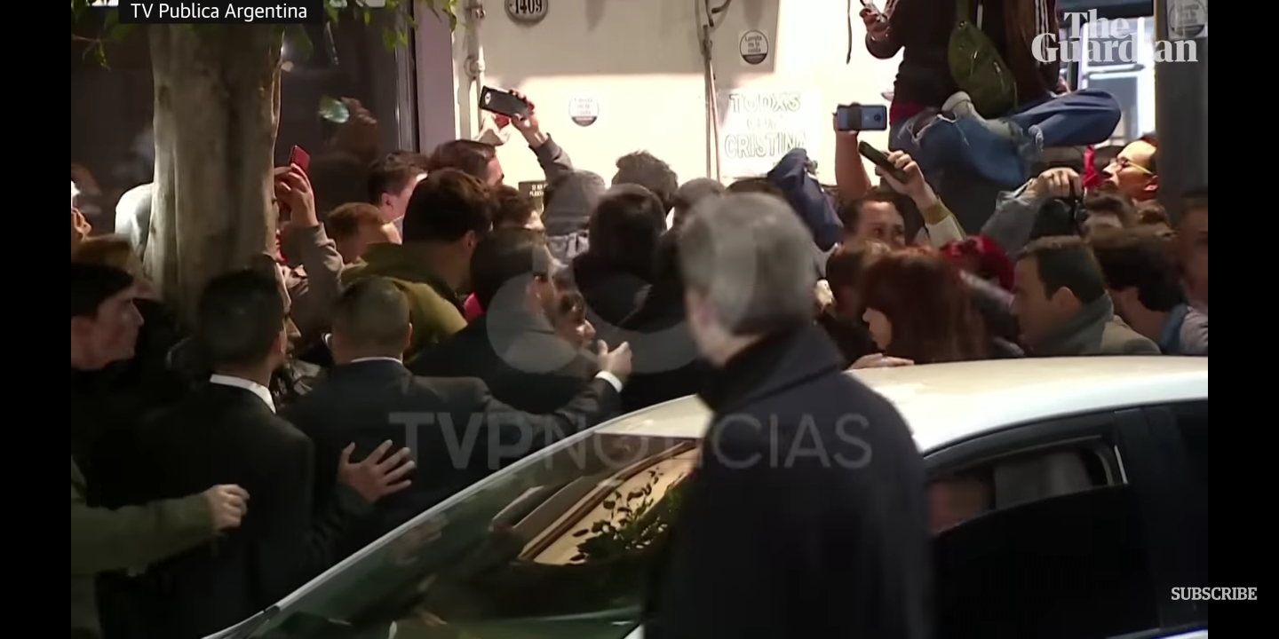 Man Points Gun At Argentine Vice President In Assassination Attempt (Video)