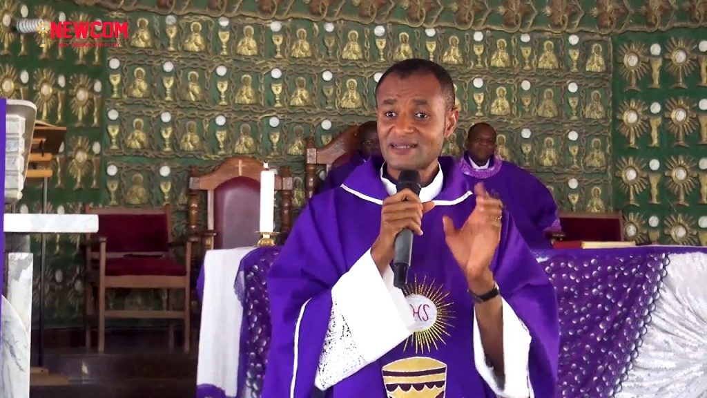 If You Have To Do ‘Yahoo’, Target Politicians Who Are Stealing Money – Rev Father Oluoma Warns Nigerian Fraudsters